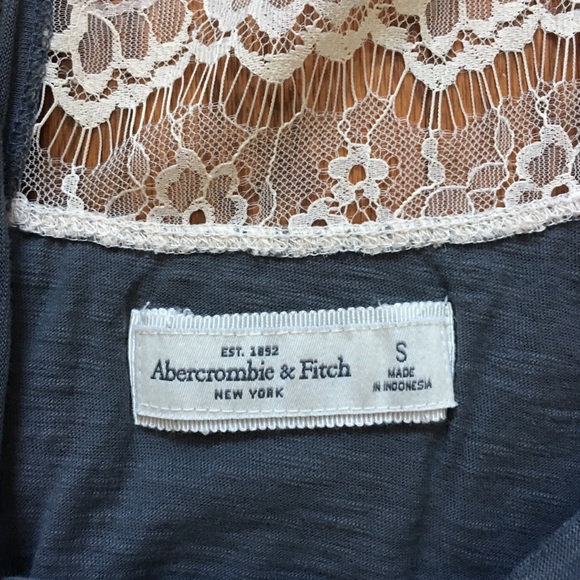 Abercrombie Lace Tank Top - Picture 2 of 2